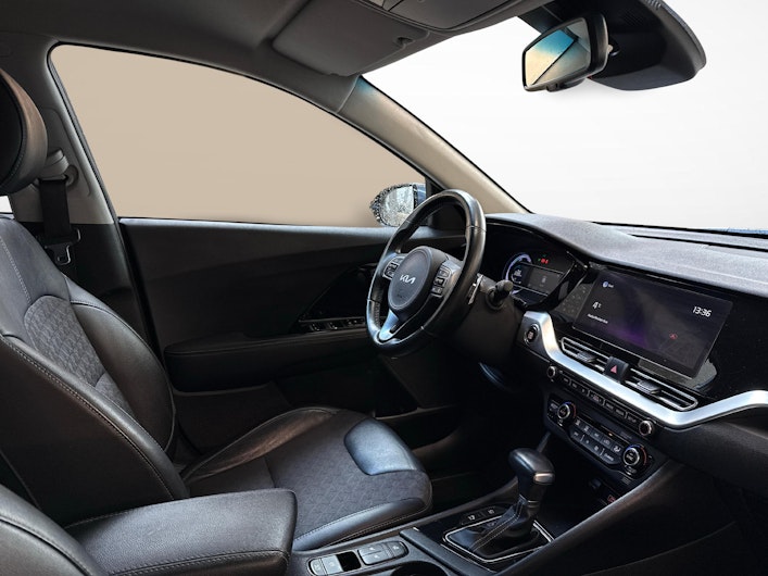 Vehicle image KIA NIRO