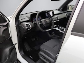 Vehicle image TOYOTA Urban Cruiser Premium AWD