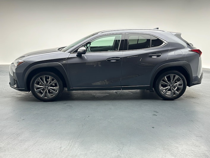 Vehicle image LEXUS UX