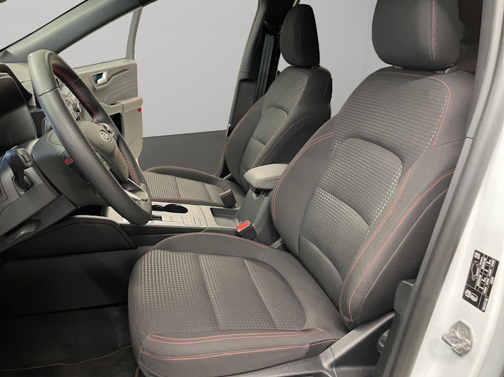 Vehicle image FORD KUGA