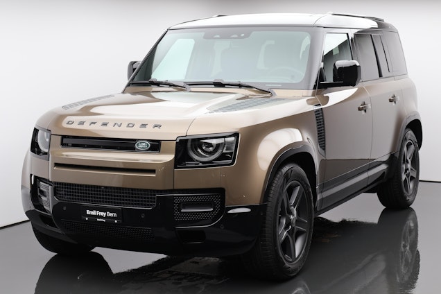 First vehicle image