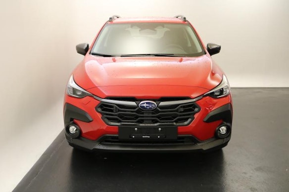 SUBARU Crosstrek 2.0i e-Boxer Swiss Plus 1