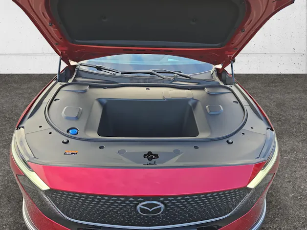 Mazda 6e Takumi Plus