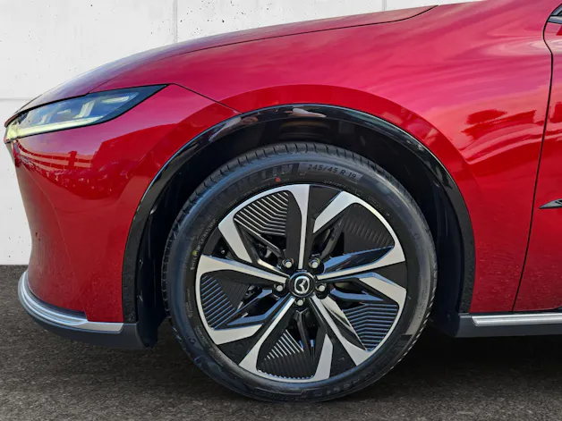 Mazda 6e Takumi Plus