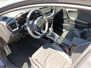 Vehicle image KIA Ceed 1.5 T-GDi MHEV GT-Line