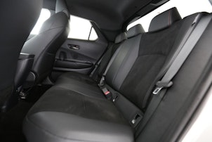 Vehicle image TOYOTA C-HR 2.0 HEV GR Sport Premiere 4x4