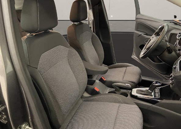 Vehicle image 12 Vehicle image 12