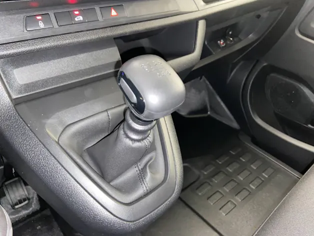 Peugeot Expert Kaw. Standard 1.5 BlueHDi 120