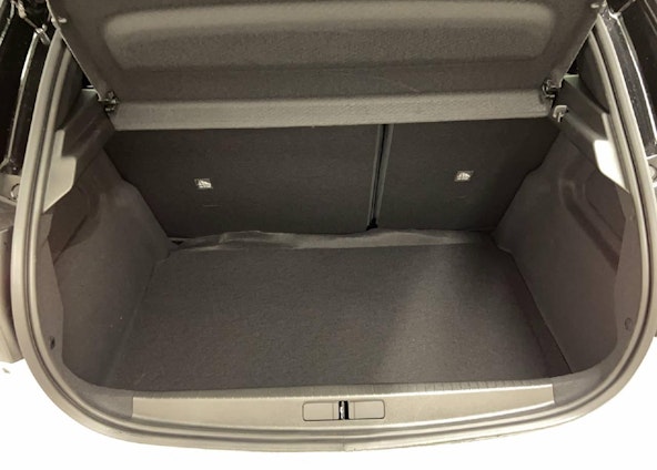 Vehicle image 12 Vehicle image 12