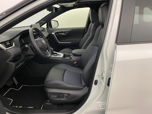 TOYOTA RAV4 2.5 HSD Style 1