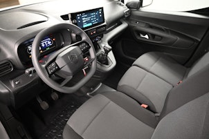 Vehicle image CITROEN Berlingo M 1.2 PureTech 110 First S/S