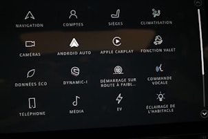 Vehicle image JAGUAR F-Pace 2.0 P400e R-Dynamic SE AWD