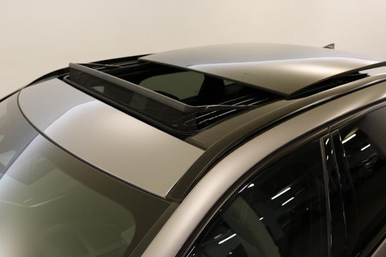 Vehicle image JAGUAR F-PACE