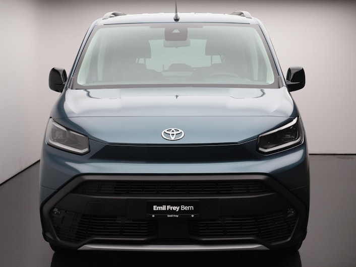 Vehicle image TOYOTA PROACE CITY VERSO