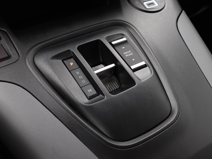 Vehicle image TOYOTA PROACE CITY VERSO