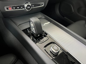 Vehicle image VOLVO V60 2.0 B4 Ultra Dark