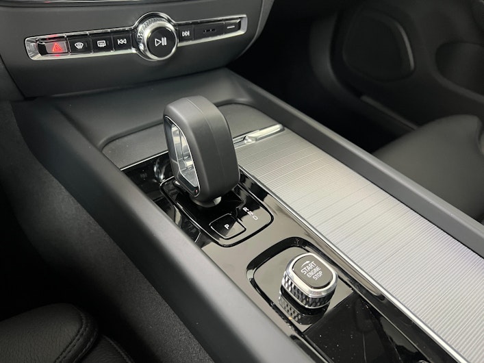 Vehicle image VOLVO V60