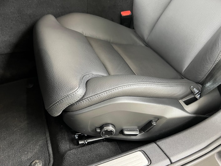 Vehicle image VOLVO V60