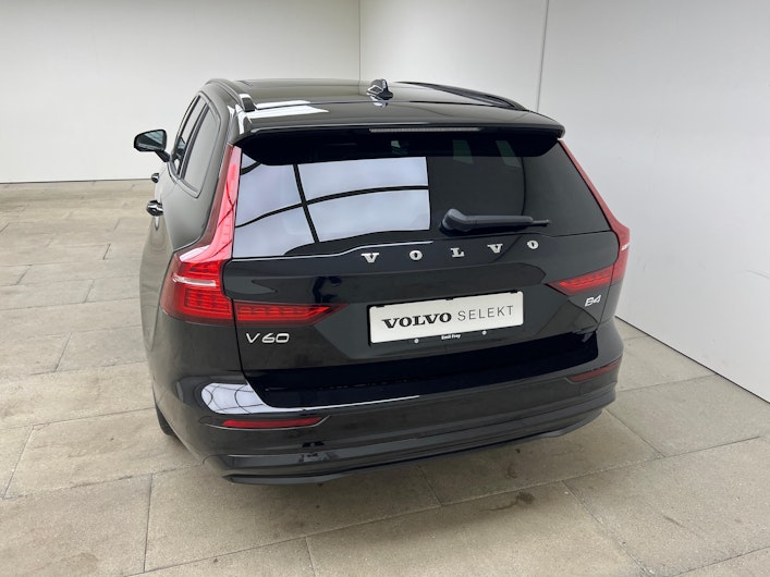 Vehicle image VOLVO V60