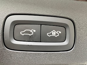 Vehicle image VOLVO V60 2.0 B4 Ultra Dark