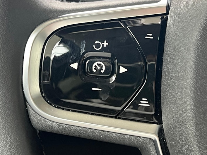 Vehicle image VOLVO V60