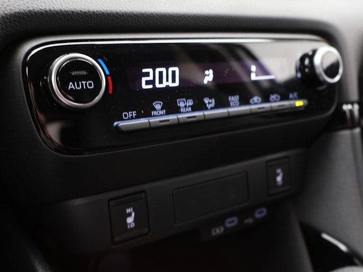 Vehicle image TOYOTA YARIS