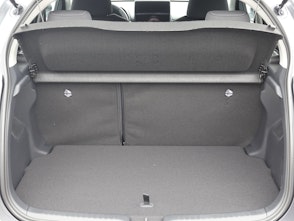 Vehicle image TOYOTA Yaris 1.5 VVT-i HSD Trend