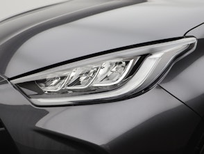 Vehicle image TOYOTA Yaris 1.5 VVT-i HSD Trend