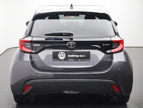 Vehicle image TOYOTA Yaris 1.5 VVT-i HSD Trend