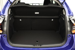 Vehicle image TOYOTA Yaris 1.5 VVT-i HSD Trend