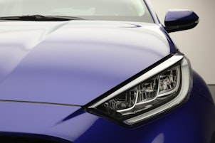 Vehicle image TOYOTA Yaris 1.5 VVT-i HSD Trend