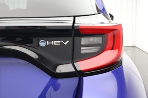 Vehicle image TOYOTA Yaris 1.5 VVT-i HSD Trend