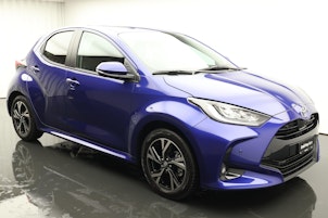 Vehicle image TOYOTA Yaris 1.5 VVT-i HSD Trend