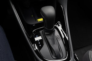 Vehicle image TOYOTA Yaris 1.5 VVT-i HSD Trend