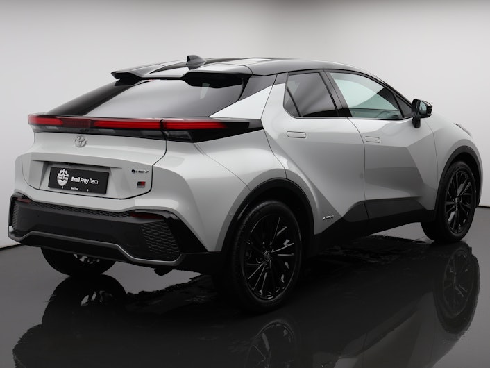 Vehicle image TOYOTA C-HR