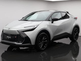 Vehicle image TOYOTA C-HR 0