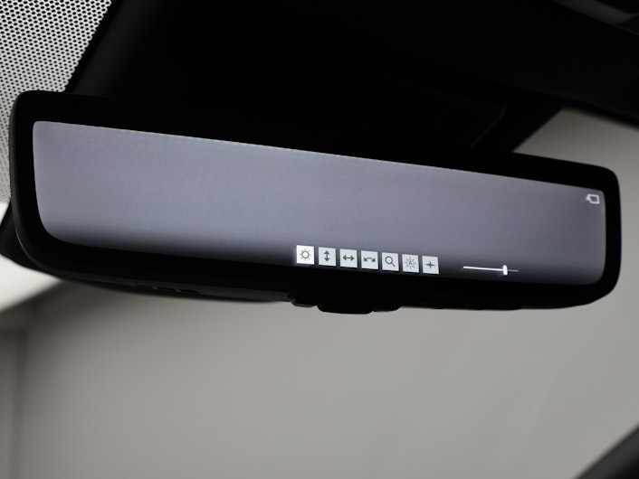 Vehicle image TOYOTA C-HR