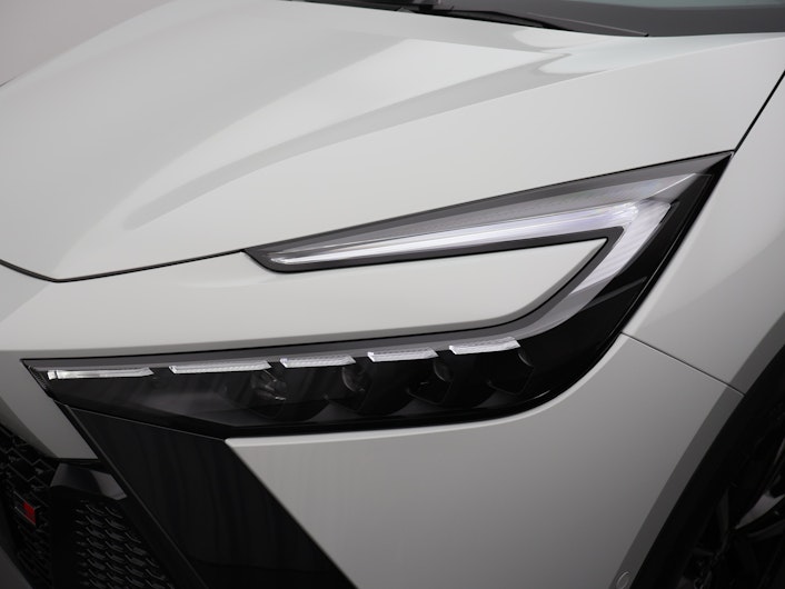 Vehicle image TOYOTA C-HR