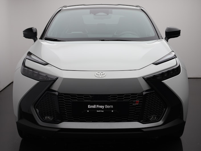 Vehicle image TOYOTA C-HR