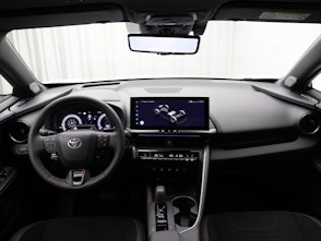 Vehicle image TOYOTA C-HR 2.0 HEV GR Sport 4x4