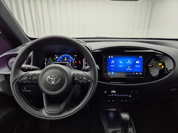 Vehicle image TOYOTA AYGO X