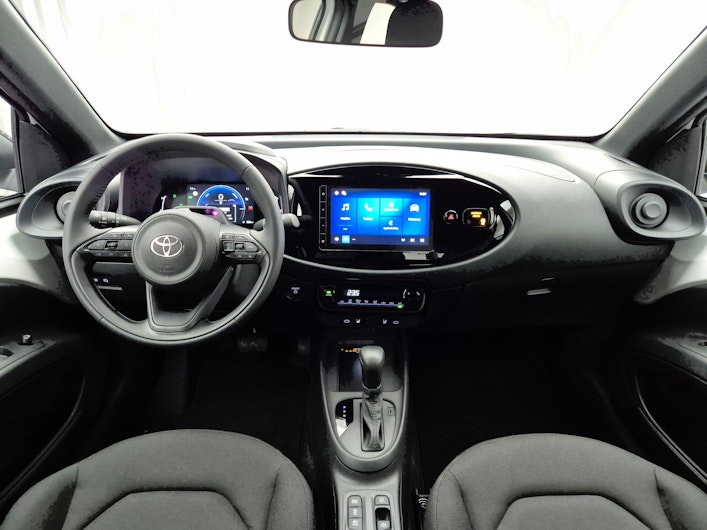 Vehicle image TOYOTA AYGO X