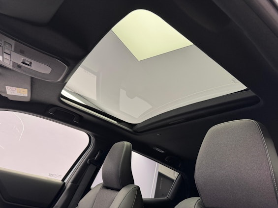 Vehicle image 14 Vehicle image 14