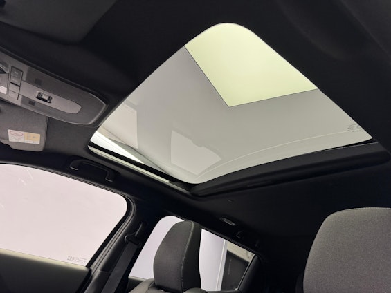 Vehicle image 14 Vehicle image 14