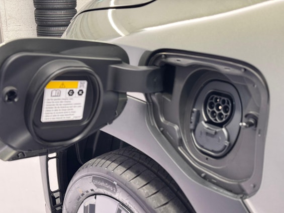 Vehicle image 15 Vehicle image 15