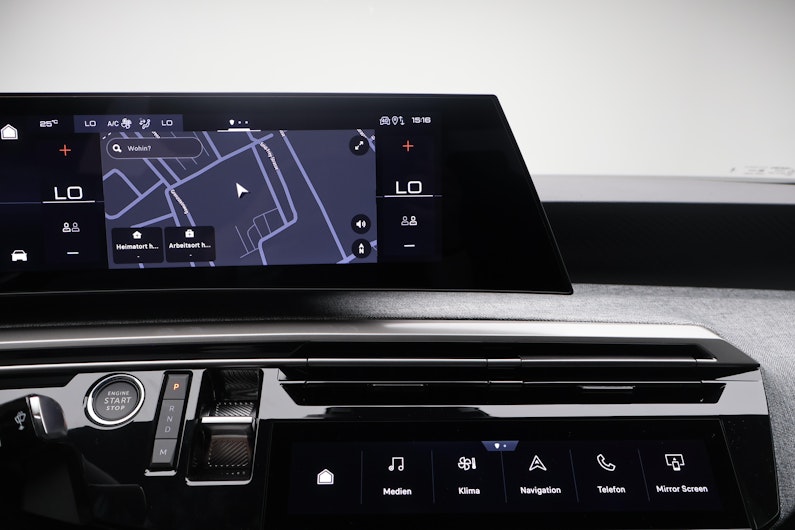 Vehicle image PEUGEOT 5008