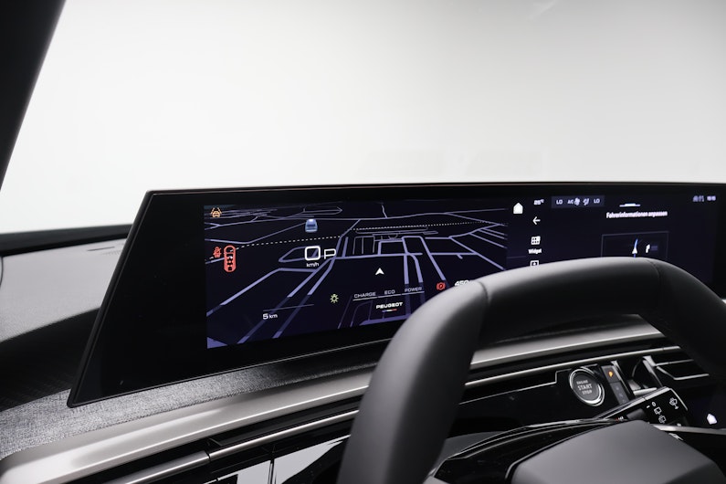 Vehicle image PEUGEOT 5008