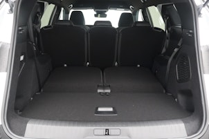 Vehicle image PEUGEOT 5008 1.2 Hybrid Allure Premium
