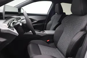 Peugeot 5008 1.2 Hybrid Allure Premium
