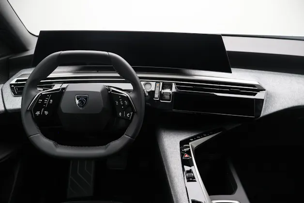 Peugeot 5008 1.2 Hybrid Allure Premium